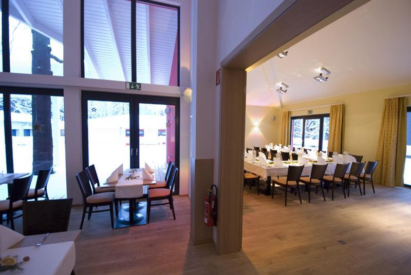 Restaurant Waldmeisterei Gera Exterior photo